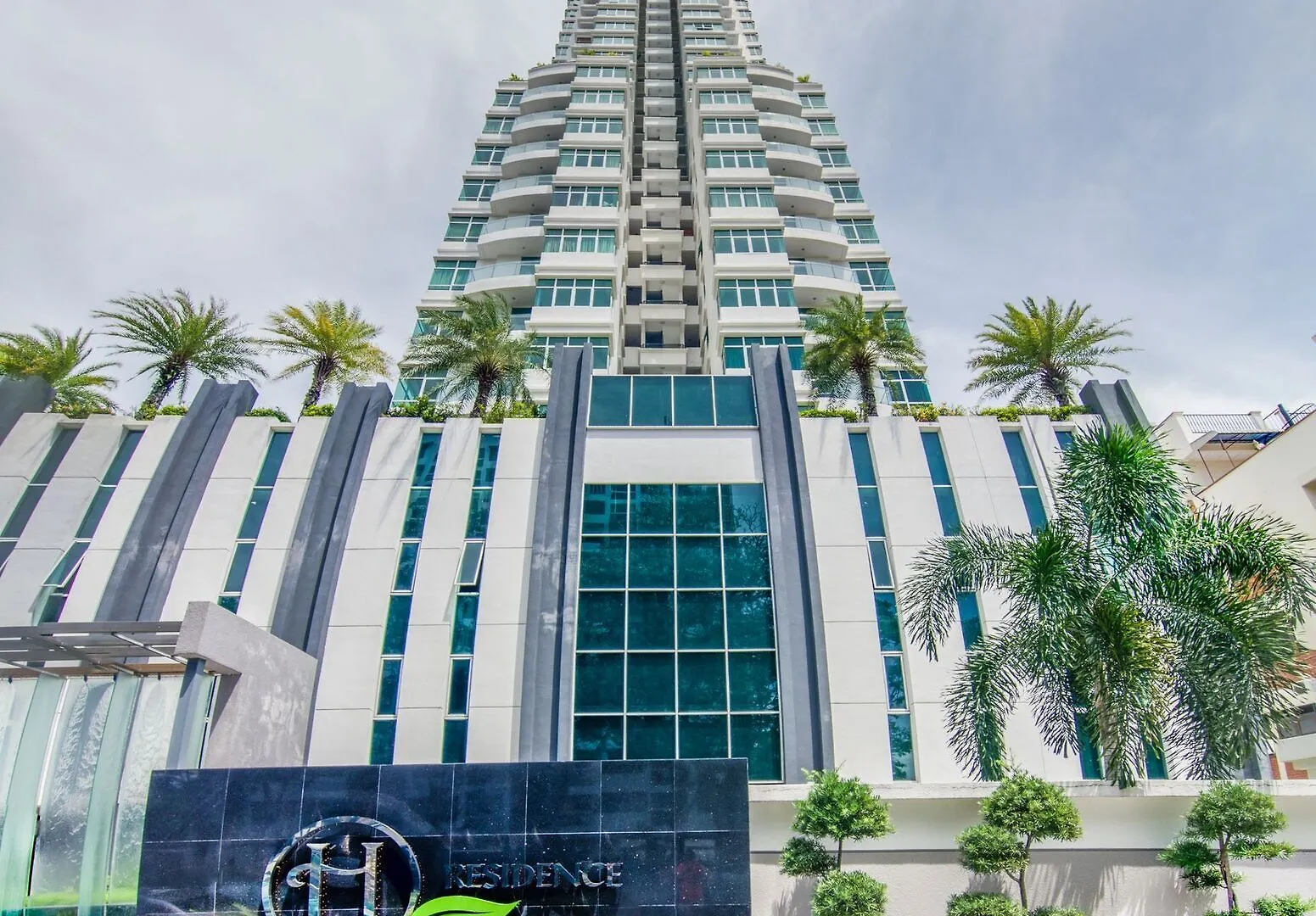 H Residence George Town 3*,